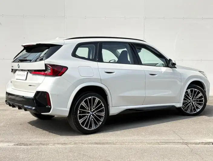 BMW X1 2025 Model xDrive25Li M Sports Night Set – фото 5