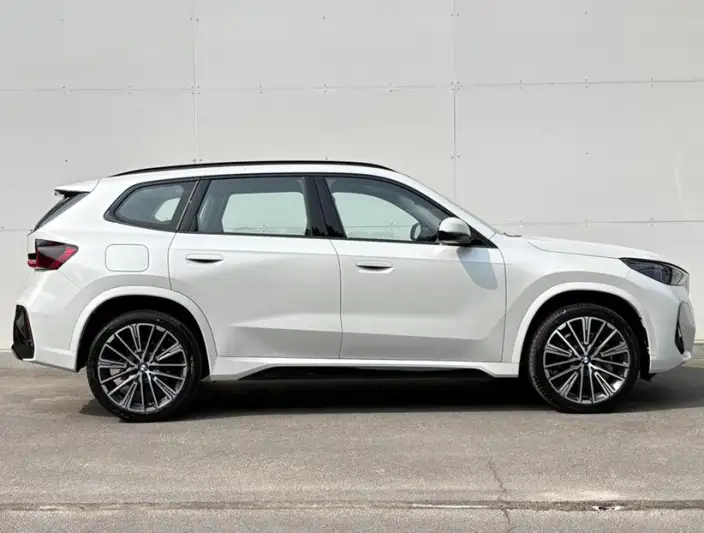 BMW X1 2025 Model xDrive25Li M Sports Night Set – фото 6
