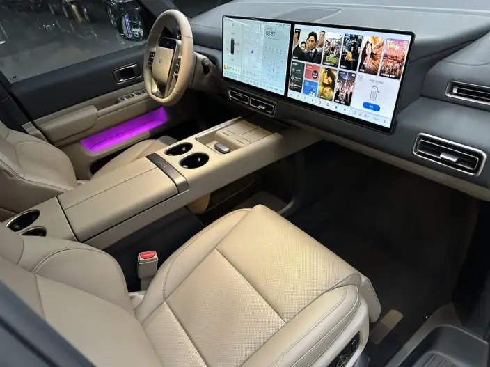 Li Auto MEGA 2025 Model Home Family Special Edition – фото 7