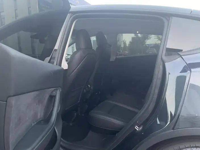Model Y 2024 Model Rear-wheel drive version – фото 9