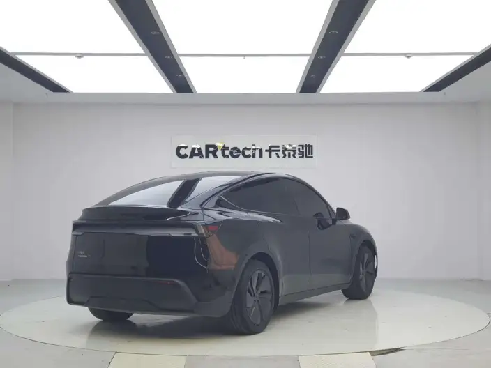 Model Y 2025 Model Rear-wheel drive version – фото 7