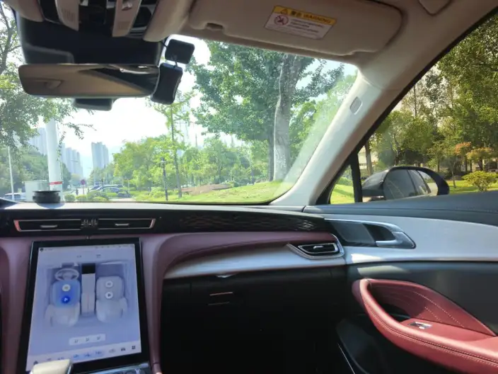 Hongqi H5 2025 Model 2.0T Automatic Flag Enjoy Edition – фото 9