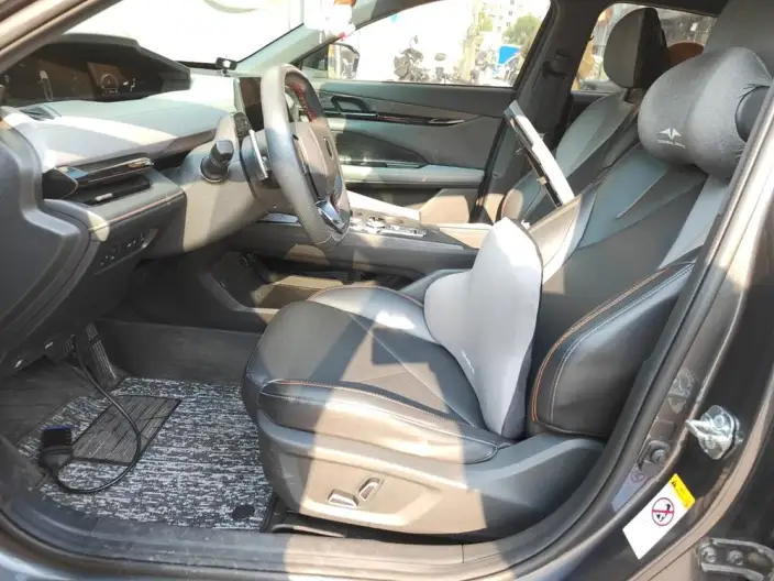 Changan UNI-V 2022 Model 1.5T Noble Model – фото 10