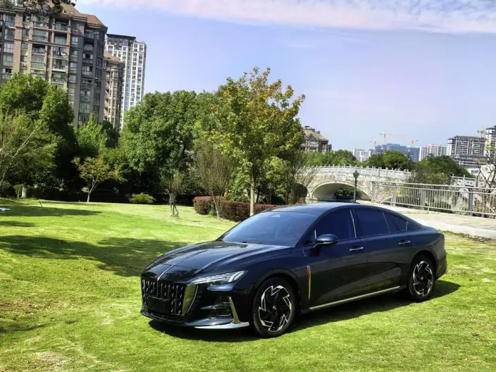 HONGQI H6 2023 Model 2.0T Zhishang Edition
