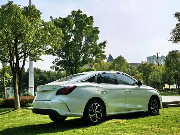 MG5 2022 Model 180DVVT CVT Youth Fashion Edition – фото 7