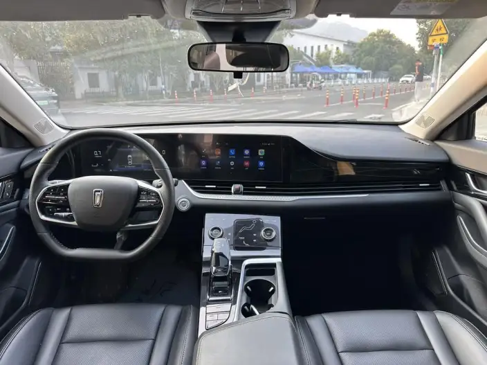 BESTUNE B70 2023 Model Third generation 1.5T Automatic Changxiang Edition Model – фото 8