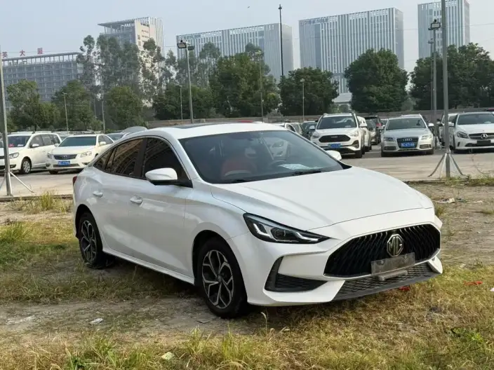 MG5 2022 Model 180DVVT CVT Youth Deluxe Edition
