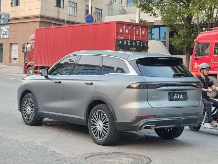 Chery Tiggo 8L 2024 Model 2.0T Automatic Deluxe Edition