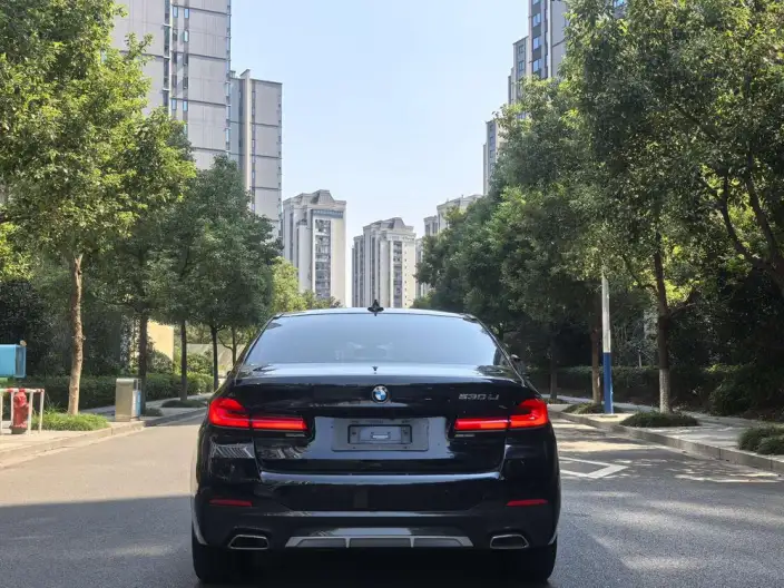 BMW 5 Series 2022 Model Facelift II 530Li Leading Model M Sports Set – фото 4
