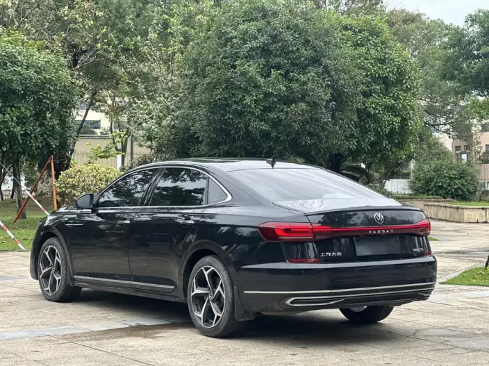 Volkswagen Passat 2024 Model 380TSI Starry sky Deluxe Edition – фото 4