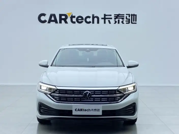 Volkswagen Sagitar 2023 Model 300TSI DSG Beyond Edition – фото 2