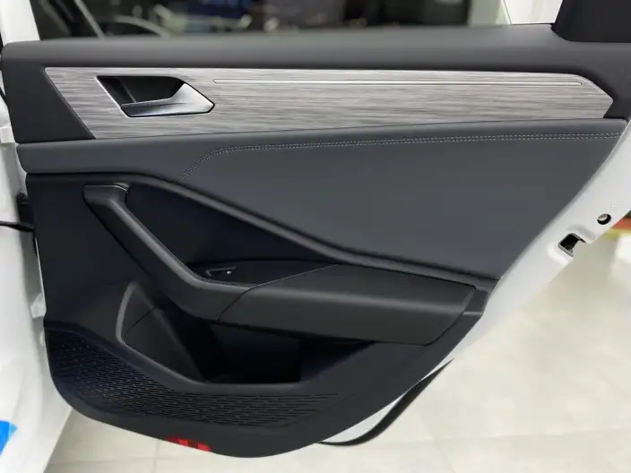 Volkswagen Sagitar 2023 Model 300TSI DSG Beyond Edition – фото 9
