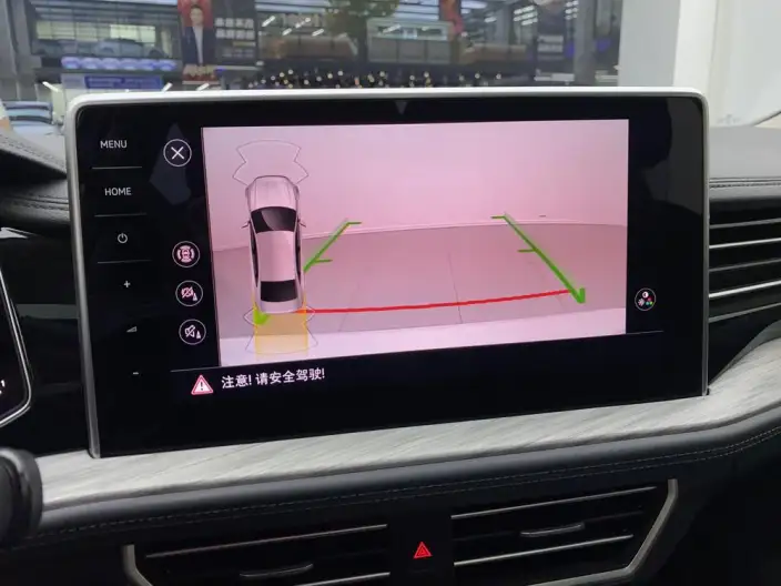 Volkswagen Sagitar 2023 Model 300TSI DSG Beyond Edition – фото 10