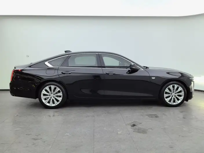 Cadillac CT6 2023 Model 28T Luxury Model – фото 8