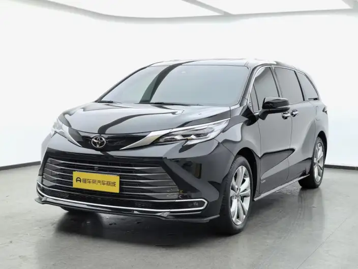 Toyota Sienna 2024 Model Hybrid 2.5L Premium Edition – фото 1
