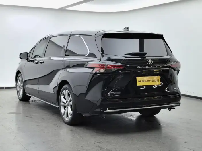 Toyota Sienna 2024 Model Hybrid 2.5L Premium Edition – фото 5