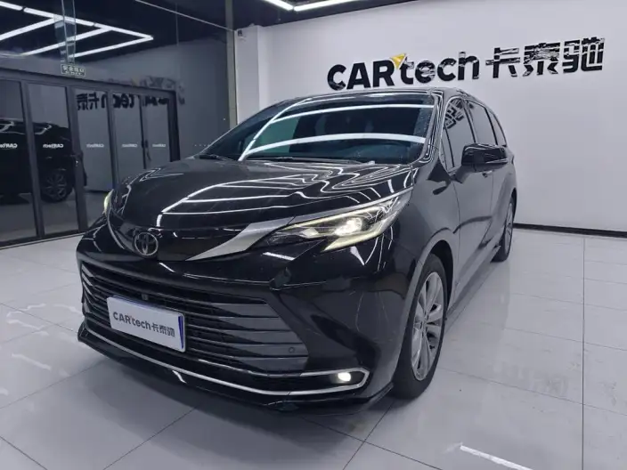 Toyota Sienna 2024 Model Hybrid 2.5L Supreme Edition – фото 1