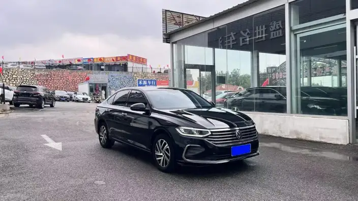 Volkswagen Lavida 2023 Model 1.5L Automatic Five million editions – фото 3