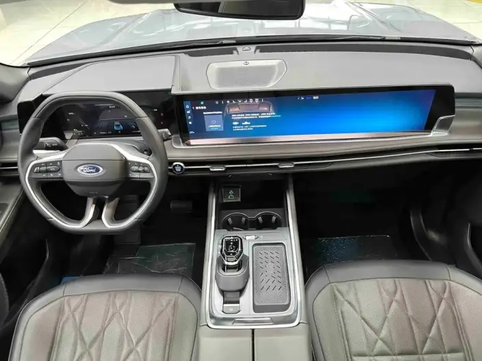 Ford Edge 2023 Model Ford Edge L 2.0T EcoBoost 4WD VII seat Supreme Model – фото 6