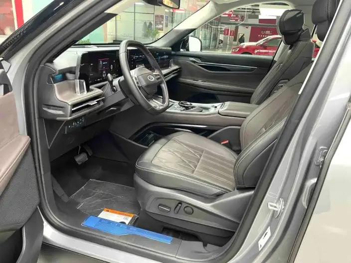 Ford Edge 2023 Model Ford Edge L 2.0T EcoBoost 4WD VII seat Supreme Model – фото 8