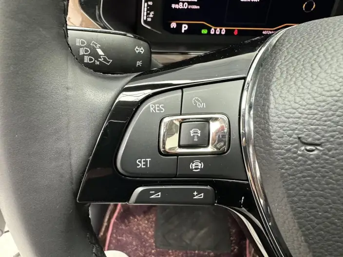 Volkswagen Tharu 2022 Model 280TSI 2WD Deluxe Edition – фото 8