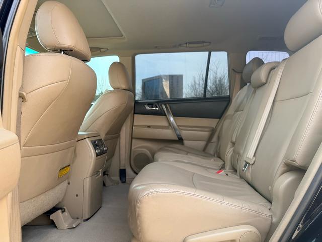 Toyota Highlander 2009 модификация 3.5L 4WD 7 seat Deluxe Edition – фото 5