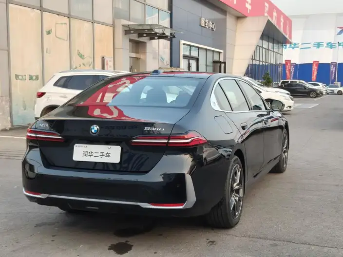 BMW 5 Series 2026 Model 530Li Exclusive Model Luxury Set – фото 5
