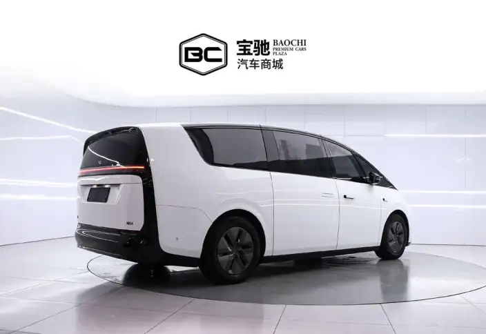 Li Auto MEGA 2024 Model Ultra Edition