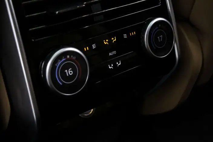 Range Rover 2023 Model 3.0 L6 400PS Shengshi VII seat Extended Edition – фото 10
