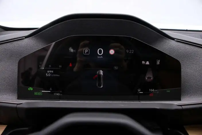 Lexus ES 2026 Model 300h – фото 10