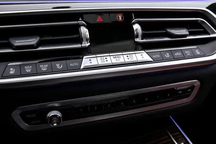BMW X7 2022 Model 3.0T Automatic 4WD 6 seat Parallel Imported – фото 10