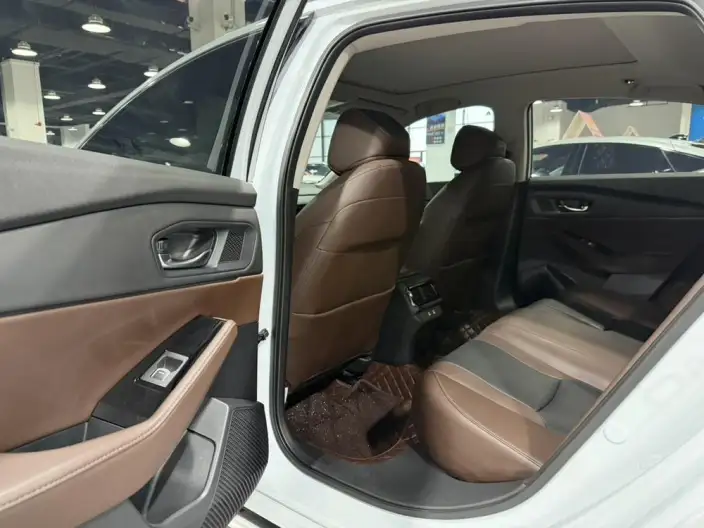 Honda INSPIRE PHEV 2023 Model e:PHEV Zhizun Edition – фото 9