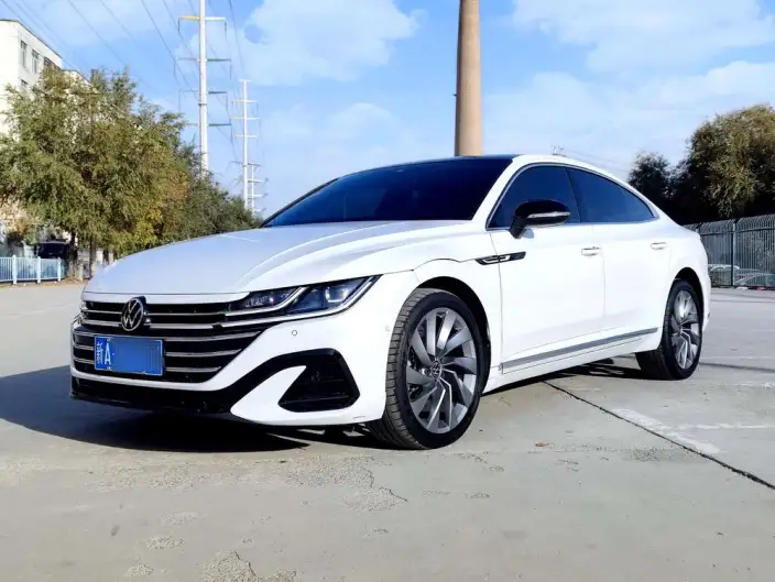Volkswagen CC 2023 Model 380TSI Eye-catching version – фото 1