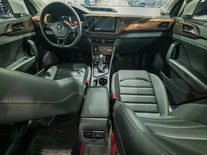 Volkswagen Tharu 2022 Model 330TSI 4WD Deluxe Edition – фото 7