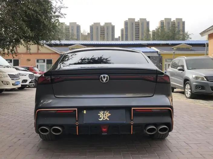 Changan UNI-V 2023 Model 2.0T Fengsu Edition – фото 5