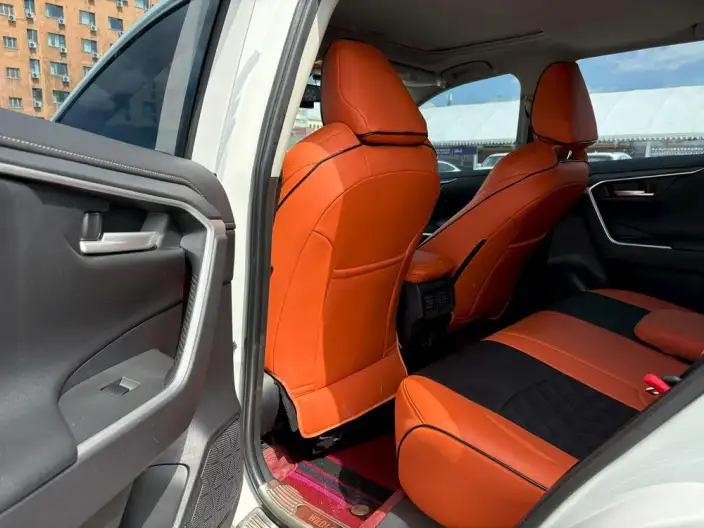 Toyota Wildlander 2022 Model 2.0L 4WD Luxury PLUS Edition – фото 9