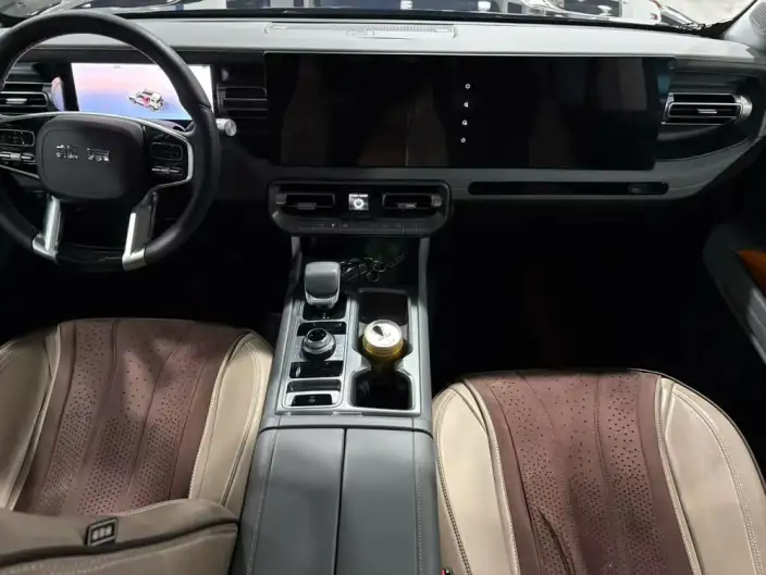 BAIC BJ40 2024 Model City Hunter Edition 2.0T Automatic 4WD Pioneer Model – фото 7