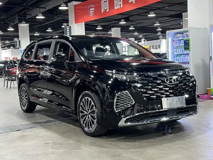 Hyundai Custin 2024 Model 270TGDi LUX Premium Edition