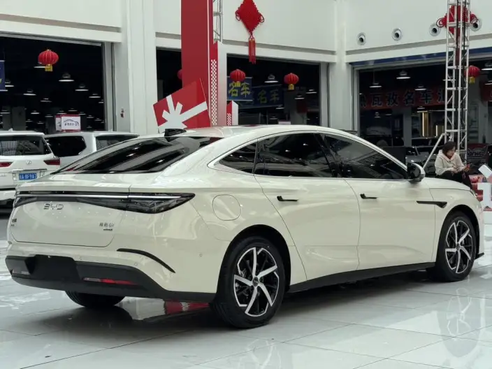 BYD Seal 07DM 2026 Model DM-i 230KM Flagship Model – фото 6