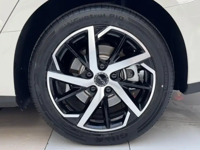 BYD Seal 07DM 2026 Model DM-i 230KM Flagship Model – фото 8