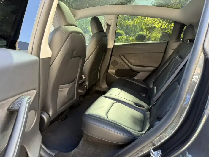 Model Y 2024 Model Rear-wheel drive version – фото 9