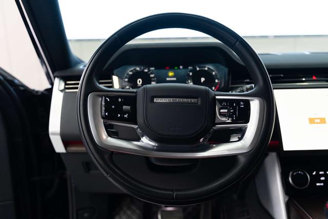 Range Rover 2023 3.0 L6 400PS Genesis Extended Edition – фото 8
