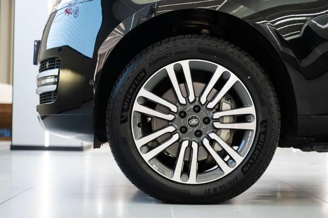 Range Rover 2023 3.0 L6 400PS Genesis Extended Edition – фото 10