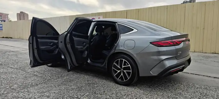QinL DM 2024 Model DM-i 80KM Leading Model – фото 9