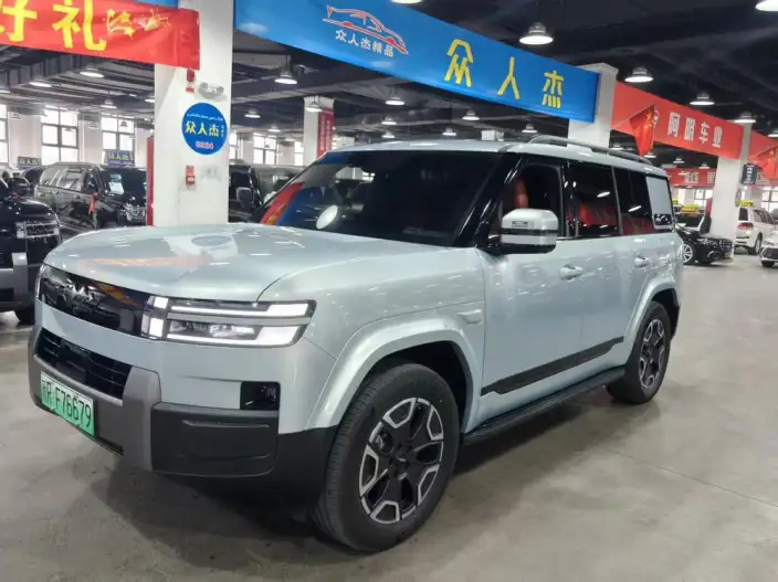 Titan 7 PHEV 2025 Model 200KM 2WD Max Edition – фото 1