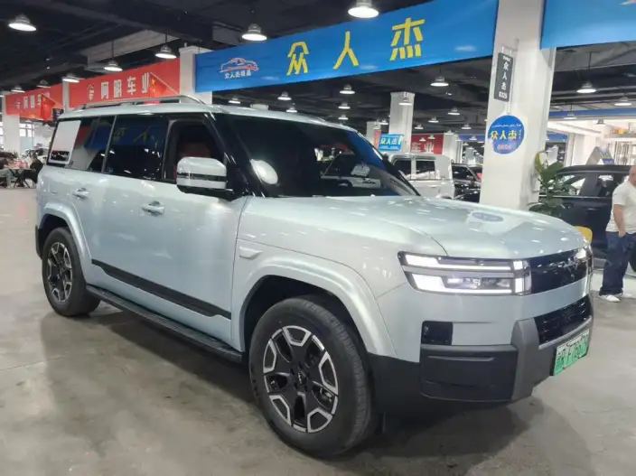 Titan 7 PHEV 2025 Model 200KM 2WD Max Edition – фото 3