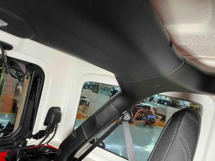 Jeep Wrangler 2021 Model 2.0T Automatic 4WD 5 seat Parallel Imported – фото 6