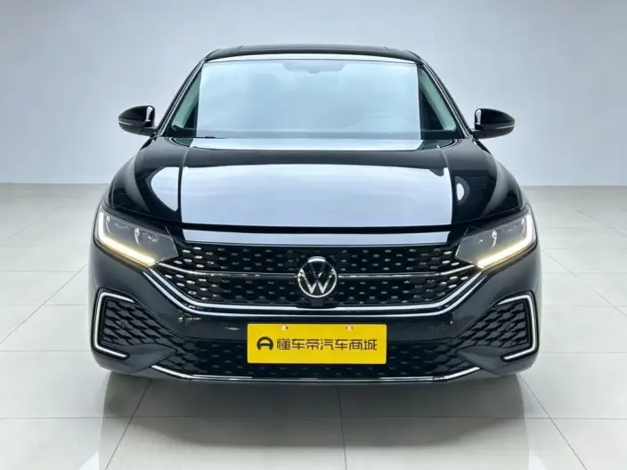 Volkswagen Passat 2023 Model Facelift 330TSI Starry sky Elite Edition – фото 2