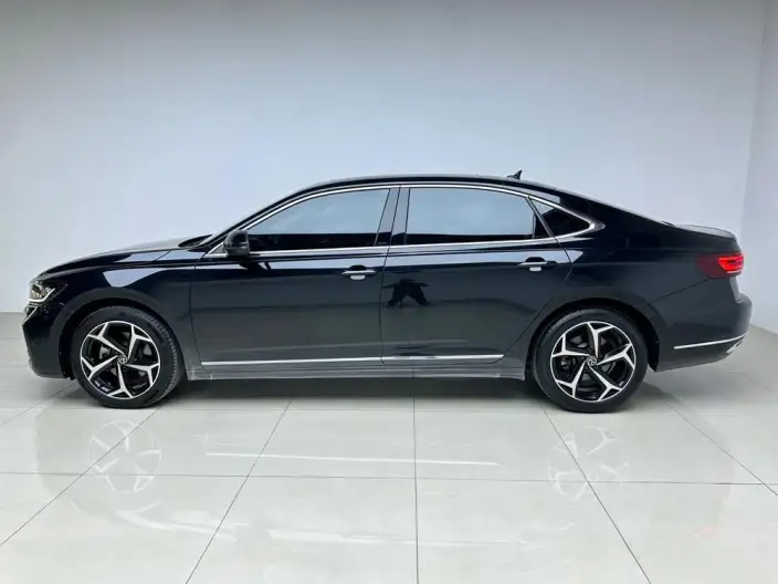 Volkswagen Passat 2023 Model Facelift 330TSI Starry sky Elite Edition – фото 4
