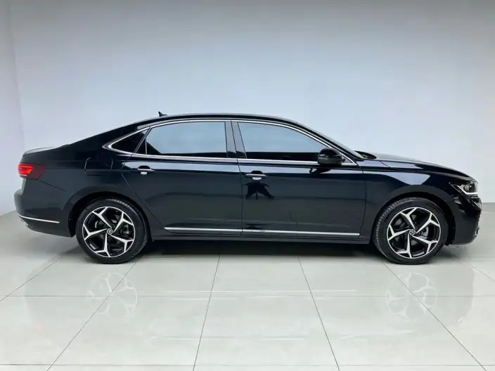 Volkswagen Passat 2023 Model Facelift 330TSI Starry sky Elite Edition – фото 8